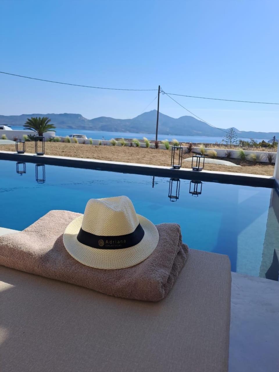 Adriana Luxury Villas Адамас Екстер'єр фото